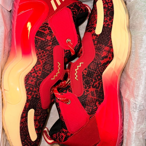 Adidas D.O.N Issue #3 Size 12 - Picture 4 of 6